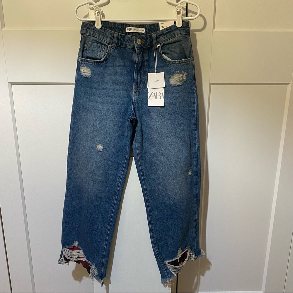 Zara cropped jeans. New with tags.